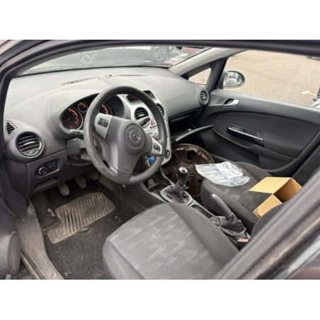 Volant OPEL CORSA D Photo n°1