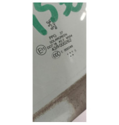 Vitre avant gauche PEUGEOT 407 Photo n°4