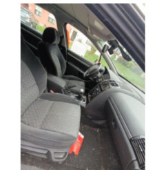 Vitre avant droit PEUGEOT 407 Photo n°6