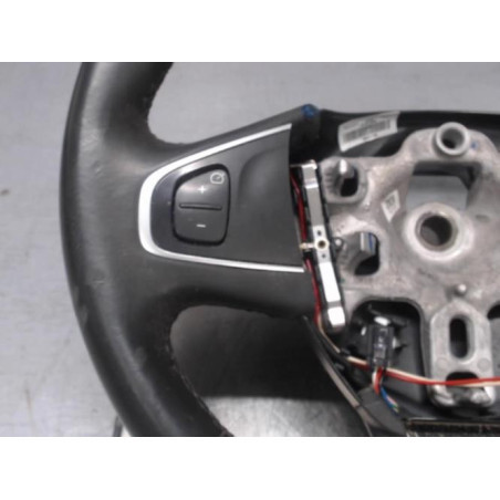 Volant RENAULT CLIO 4