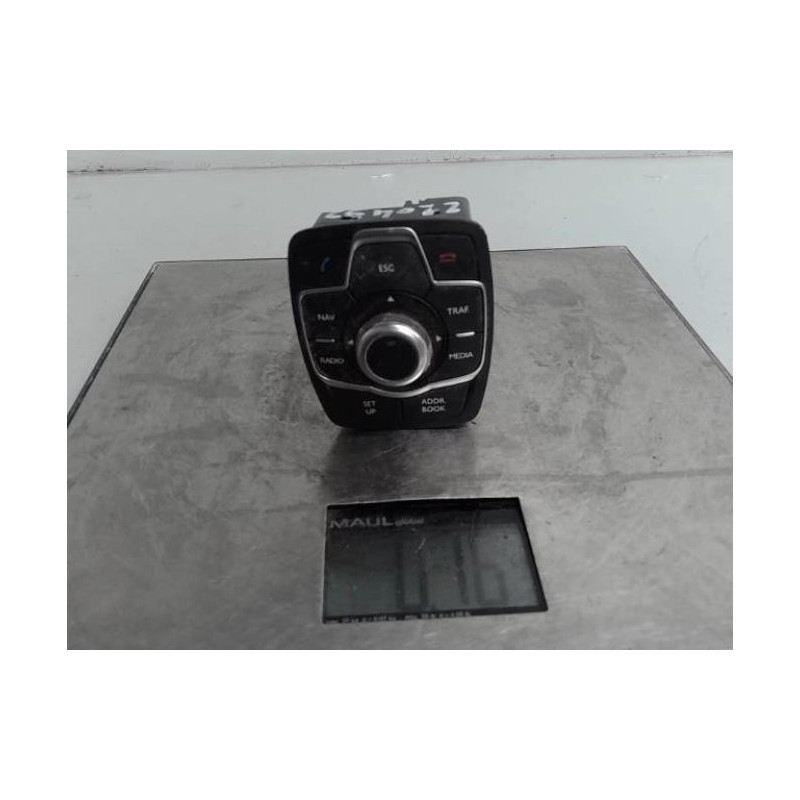 Commande GPS PEUGEOT 508 1
