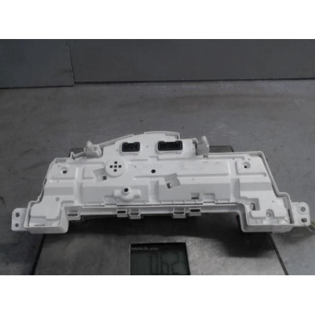 Compteur TOYOTA IQ Photo n°1