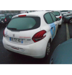Autoradio d'origine PEUGEOT 208 1 Photo n°10