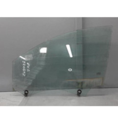 Vitre avant gauche RENAULT CLIO 3 Photo n°1