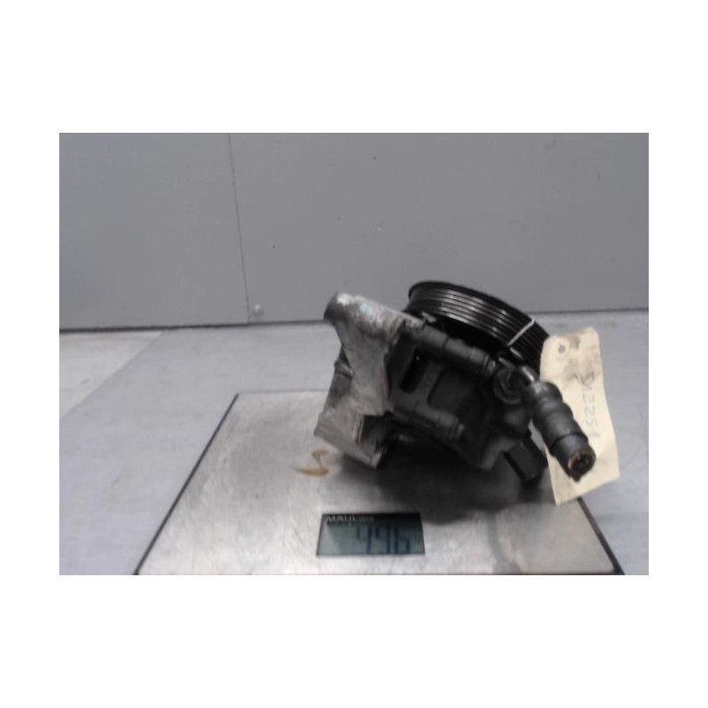 Pompe de direction FORD FOCUS 1