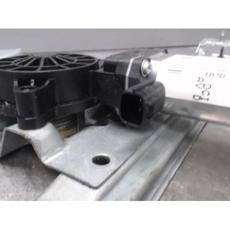 Moteur leve vitre avant droit RENAULT CLIO 4
