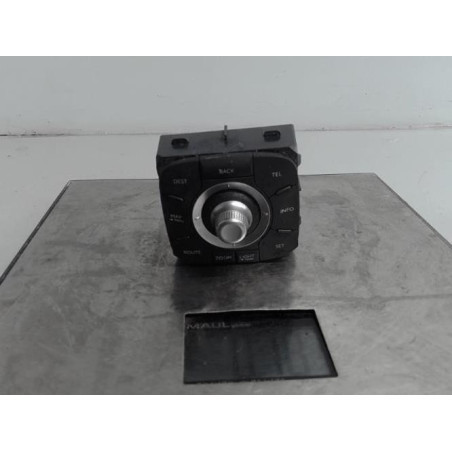 Commande GPS RENAULT LAGUNA 2