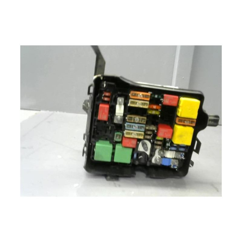 Porte fusible PEUGEOT 208 1
