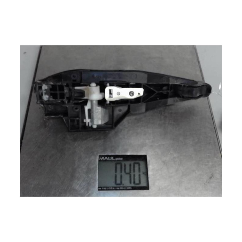 Poignee porte arriere droit PEUGEOT 208 1