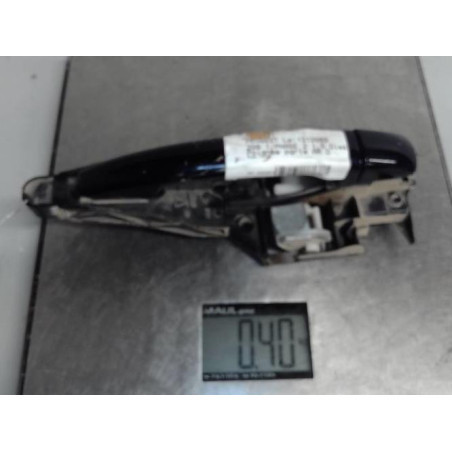 Poignee porte arriere droit PEUGEOT 208 1