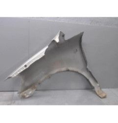 Aile avant droit TOYOTA AVENSIS VERSO