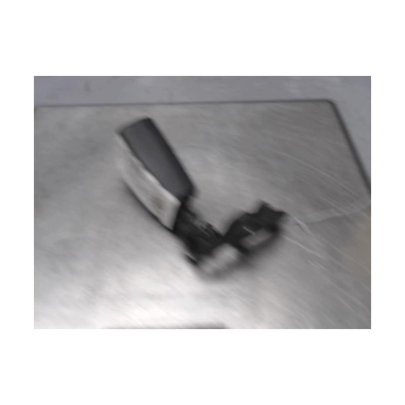 Attache ceinture arriere gauche FORD KUGA 1