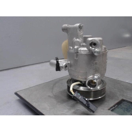 Compresseur clim CITROEN C1 2 Photo n°1