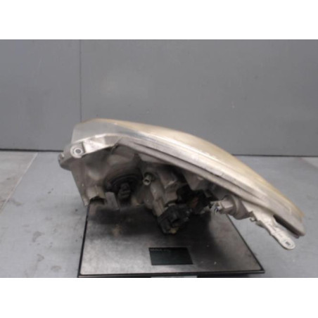 Optique avant principal droit (feux)(phare) TOYOTA COROLLA VERSO 1 Photo n°1