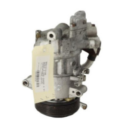 Compresseur clim BMW SERIE 3 E90 Photo n°4
