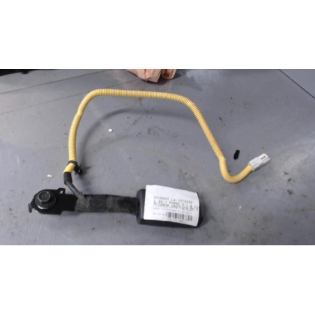 Attache ceinture avant droit HYUNDAI I 30 1