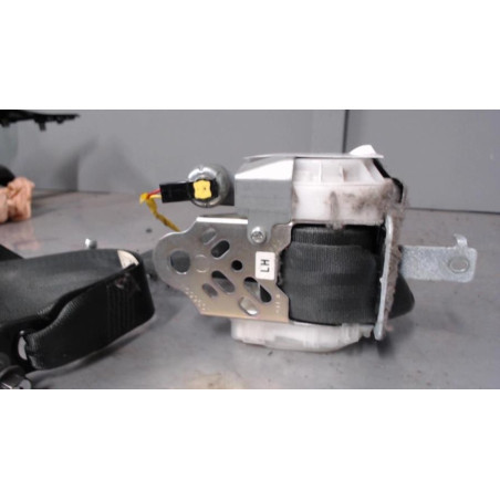 Ceinture avant gauche HYUNDAI I 30 1 Photo n°1