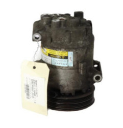 Compresseur clim RENAULT SCENIC 2 Photo n°1