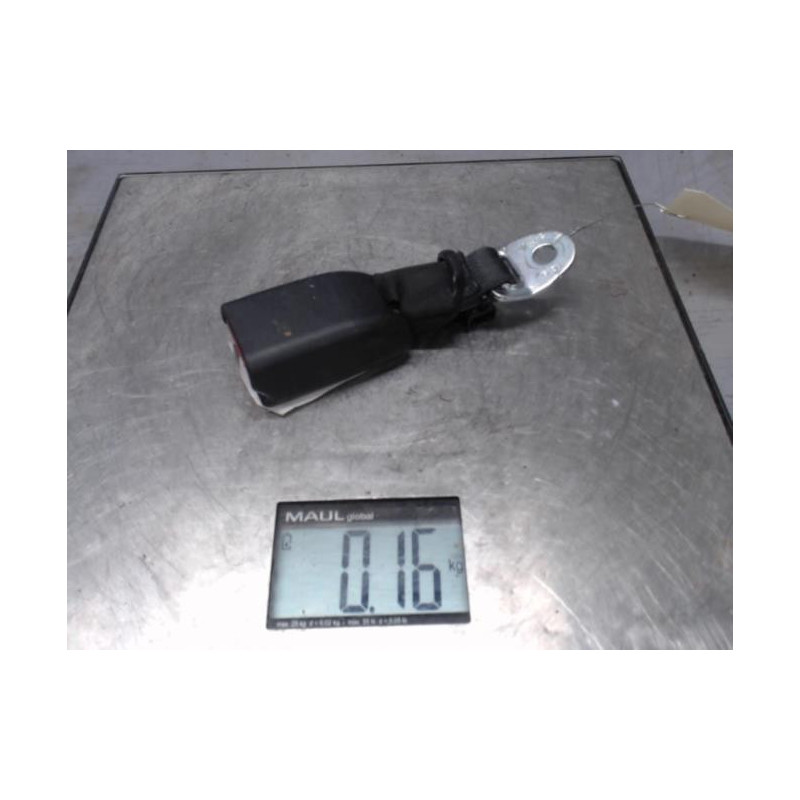 Attache ceinture arriere droit TOYOTA AYGO 2