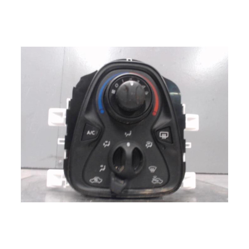 Commande chauffage TOYOTA AYGO 2