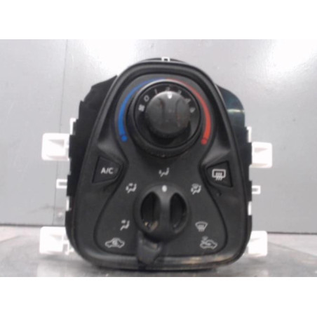 Commande chauffage TOYOTA AYGO 2 Photo n°1