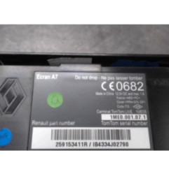 Ecran GPS RENAULT MEGANE 3 Photo n°1