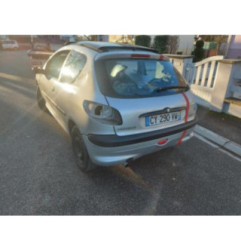 Sigle de calandre PEUGEOT 206 Photo n°5