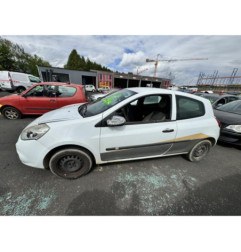 Capot RENAULT CLIO 3 Photo n°10