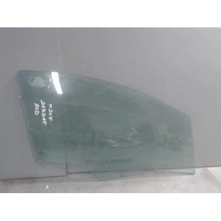 Vitre avant droit PEUGEOT 207 Photo n°1
