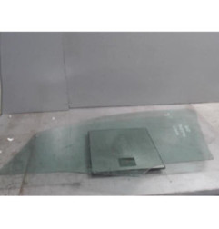 Vitre avant droit PEUGEOT 207