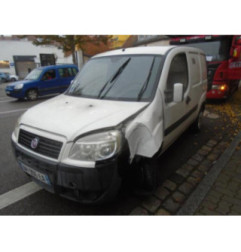 Pompe de direction FIAT DOBLO 1 Photo n°8