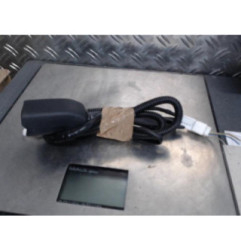 Attache ceinture avant droit TOYOTA YARIS 3