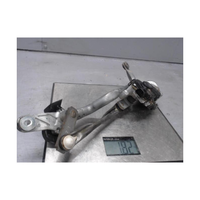 Moteur essuie glace avant TOYOTA YARIS 3