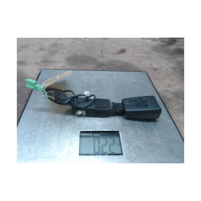 Attache ceinture avant gauche VOLKSWAGEN POLO 5