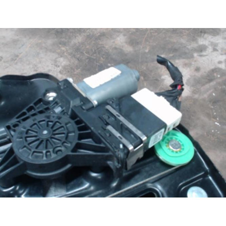 Moteur leve vitre arriere gauche AUDI A4 2 Photo n°1