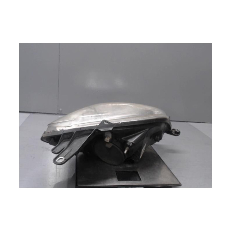 Optique avant principal gauche (feux)(phare) PEUGEOT BIPPER
