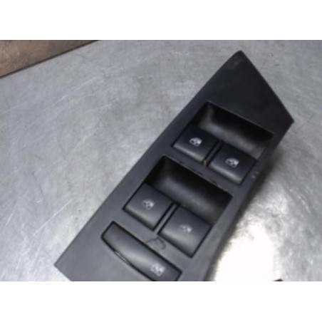 Interrupteur de leve vitre avant gauche OPEL ASTRA J SPORTS Photo n°1
