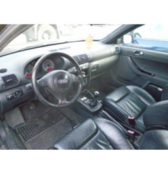 Compresseur clim AUDI A3 1 Photo n°13