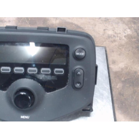 Autoradio d'origine PEUGEOT 108 Photo n°1