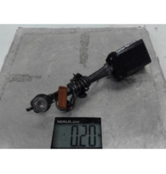 Attache ceinture avant gauche FORD FIESTA 7