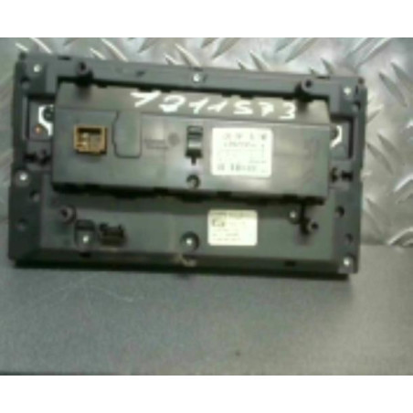 Facade autoradio PEUGEOT 308 2 Photo n°1