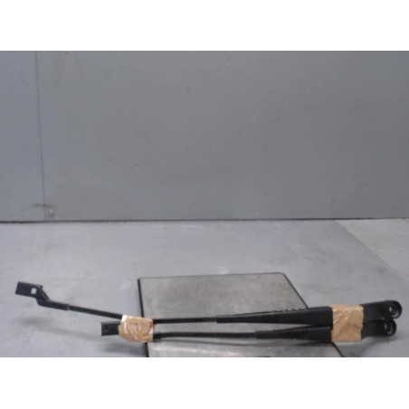 Bras essuie glace avant FORD KA+