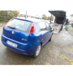 Feu de recul droit FIAT GRANDE PUNTO Photo n°7