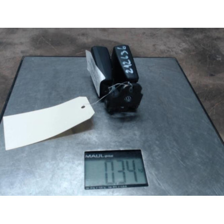 Attache ceinture arriere droit FORD KUGA 1