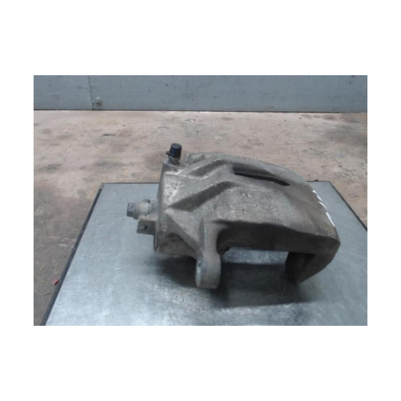 Etrier avant gauche (freinage) HYUNDAI IX 35