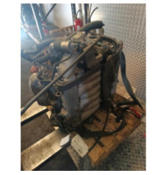 Moteur PEUGEOT 406 Photo n°1