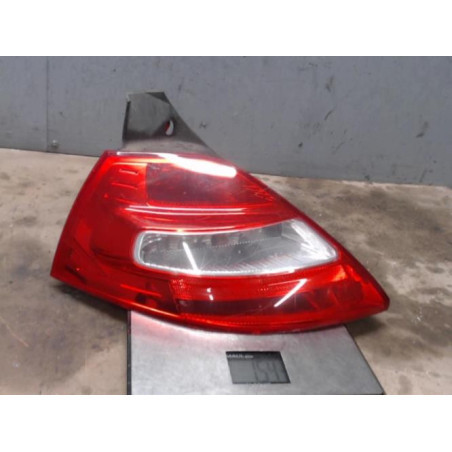 Feu arriere principal gauche (feux) RENAULT MEGANE 2 Photo n°1