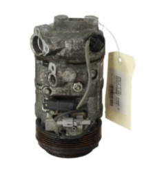 Compresseur clim BMW SERIE 1 E87 Photo n°1