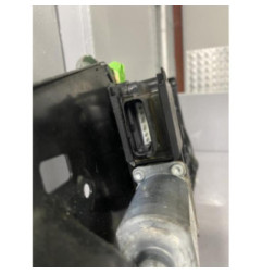 Moteur leve vitre arriere droit PEUGEOT 308 1 Photo n°4