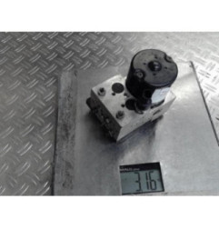 Bloc ABS (freins anti-blocage) MERCEDES CLASSE E 210 Photo n°3